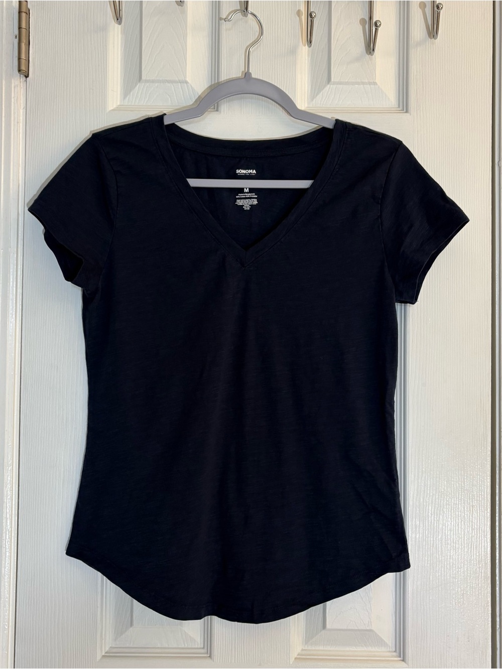 Sonoma Goods For Life Womens Medium Navy Everyday Tee V-Neck T-Shirt M.